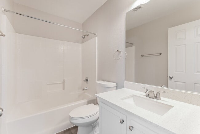 Building Photo - 10355 Missouri Meadows St