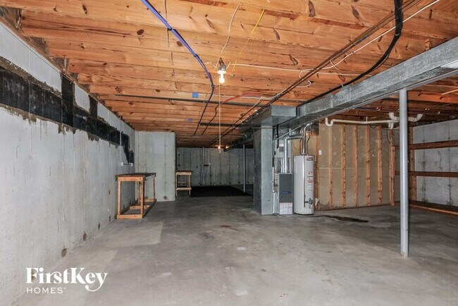 Building Photo - 202 Barrington Dr