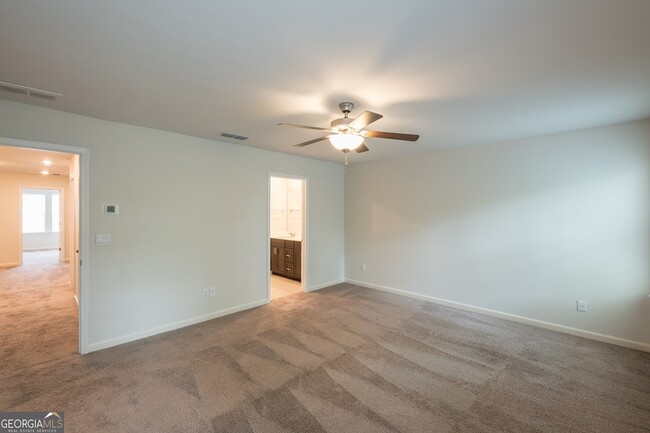 Building Photo - 1585 Villageside Ct