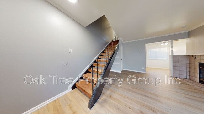 Building Photo - 418 6th St