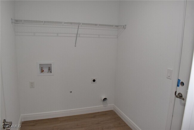 Building Photo - 5289 Caputo Ave