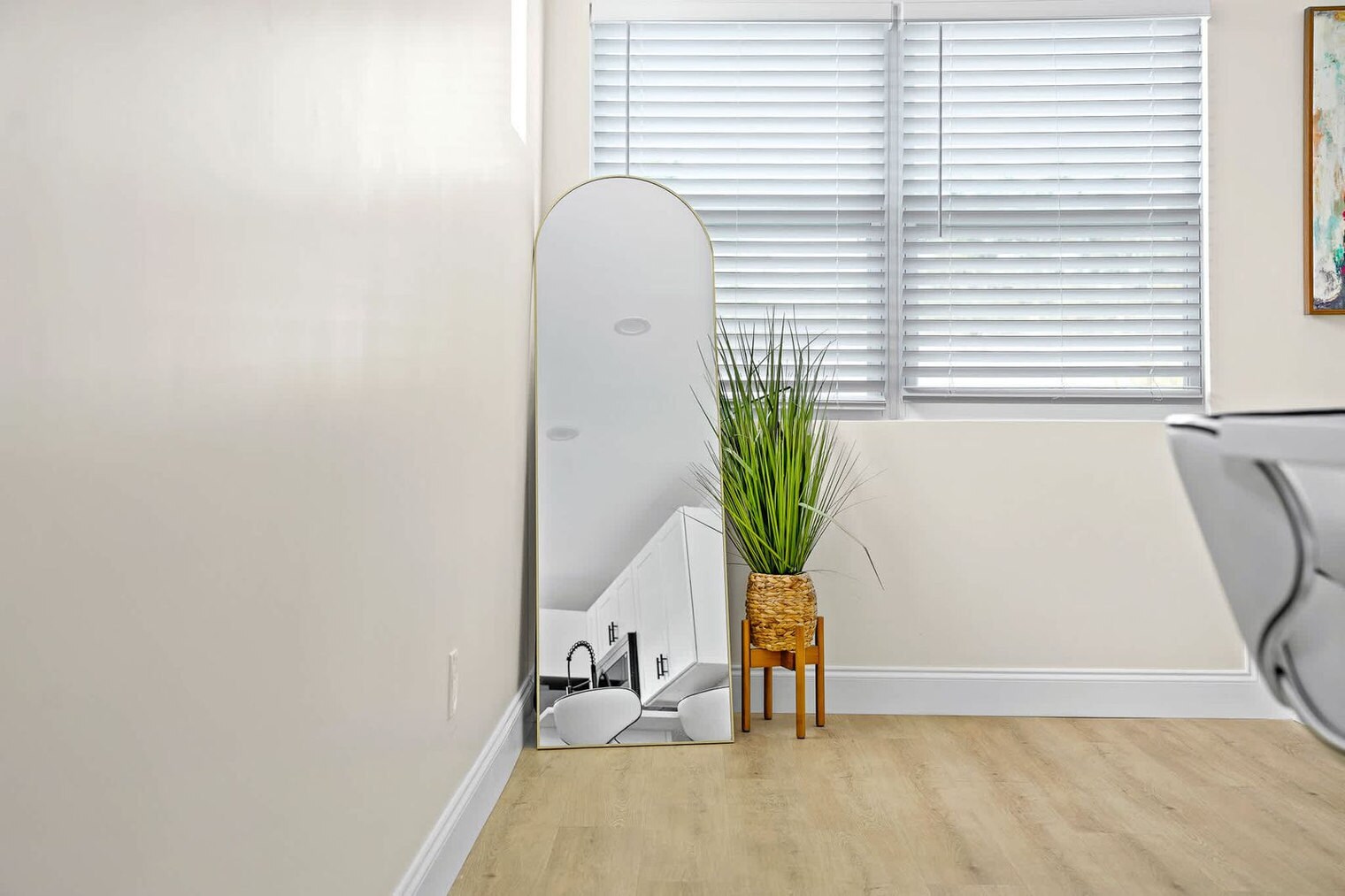 Building Photo - 4603 N Ocean Blvd