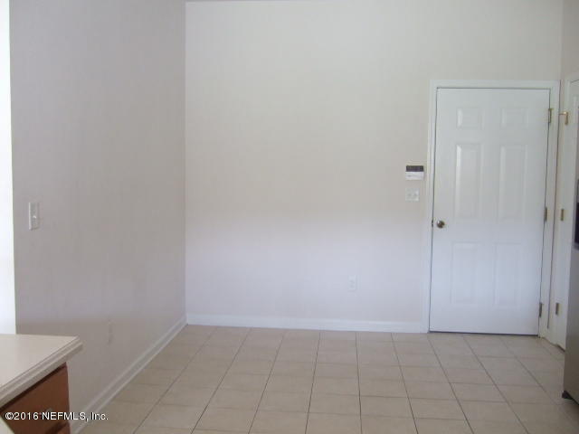 Building Photo - 11177 Castlemain Cir W