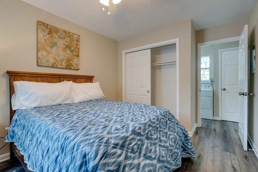 Building Photo - 2609 Wheless Ln