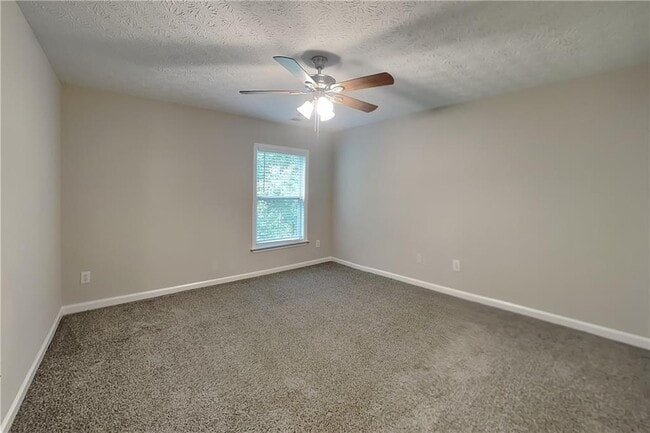 Building Photo - 928 Mill Creek Ave