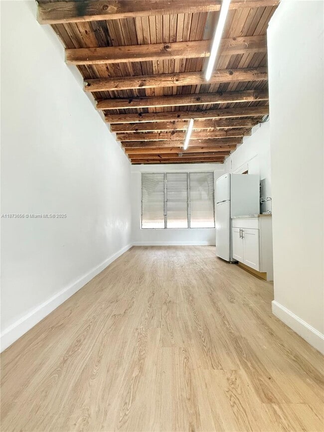 Building Photo - 1502 Tunis St