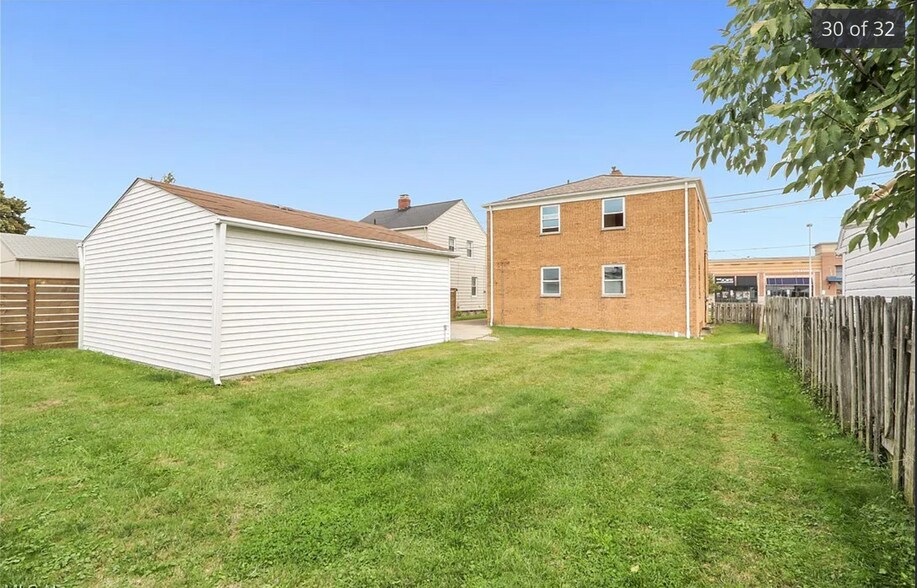 Back Yard - 3340 W 210th St