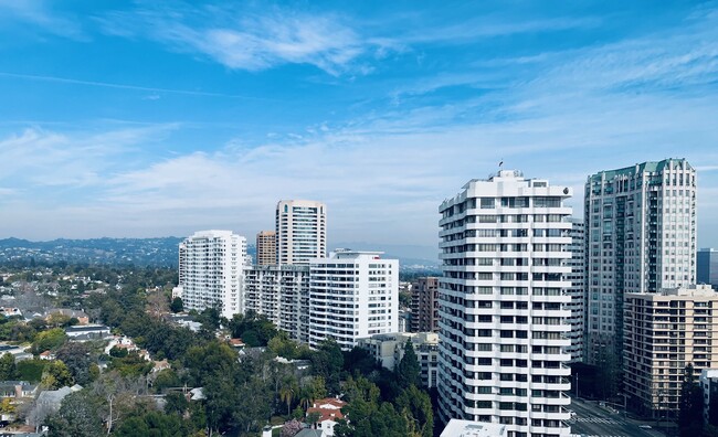 Building Photo - 10701 Wilshire Blvd