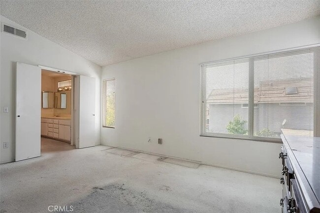 Building Photo - Rancho Cucamonga