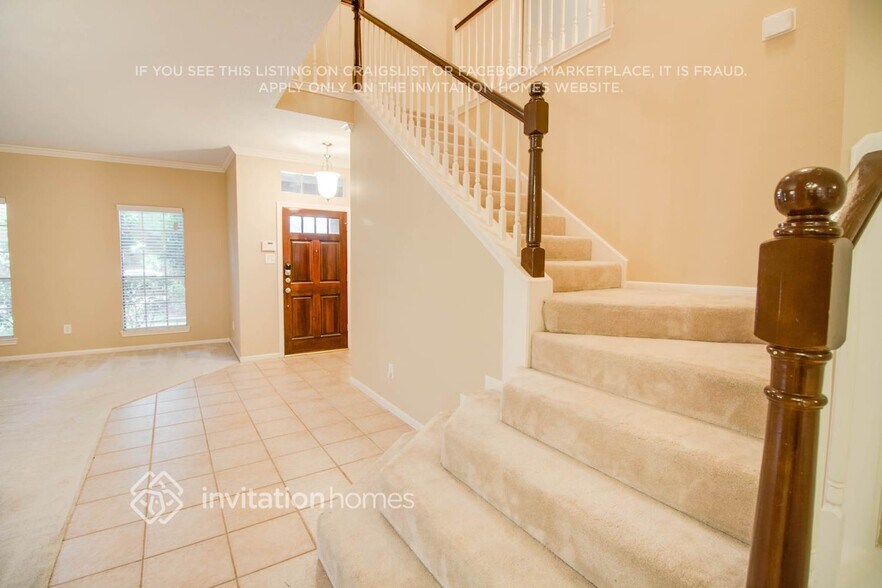 Building Photo - 7822 Heather Heights Way