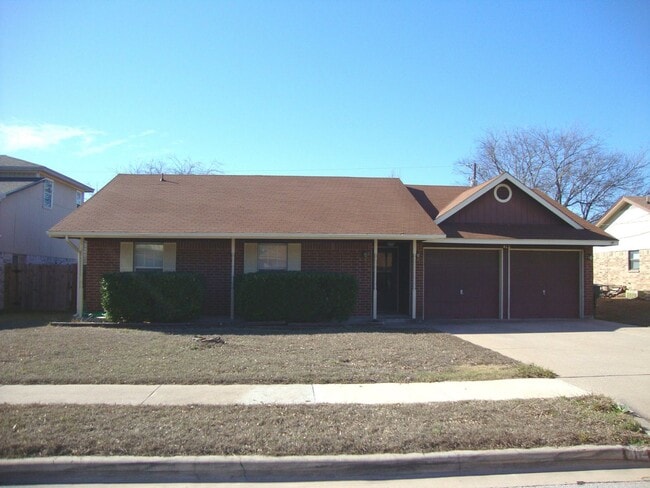 Primary Photo - 412 Baumann Dr