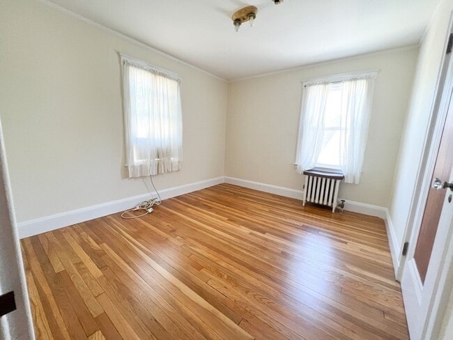 Building Photo - 15 Ledyard St