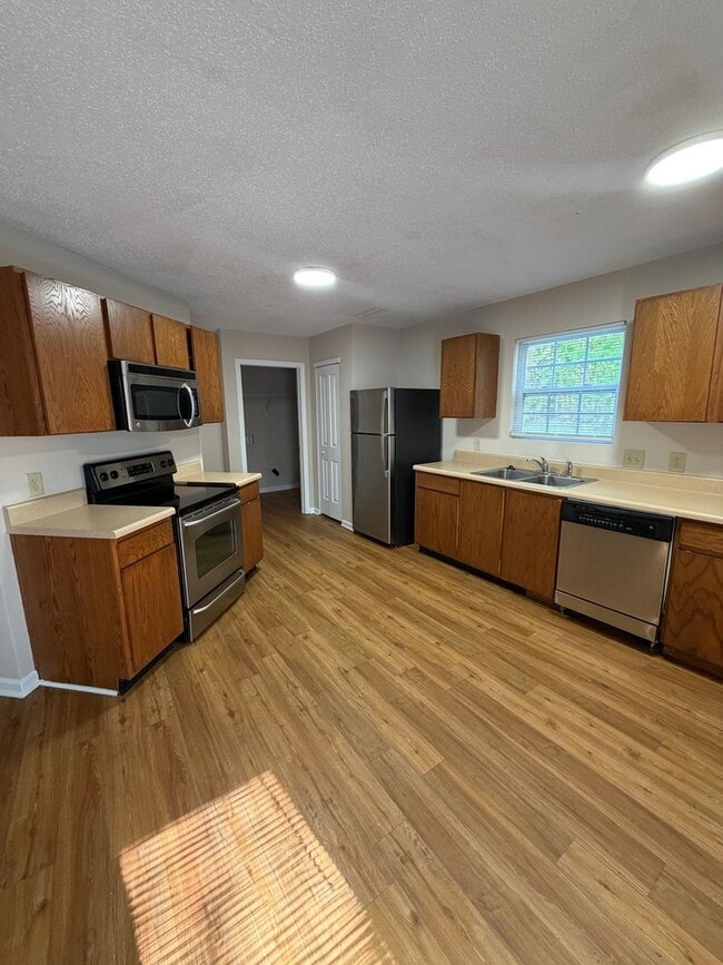 Building Photo - 12319 Stowe Acres Dr