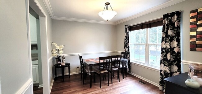 Building Photo - 10520 Wakefield Ln