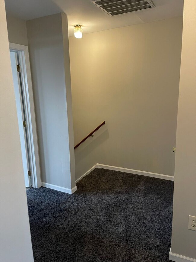 Stoney Creek Townhome 127 Holmes St Dover DE 19901 Apartment Finder