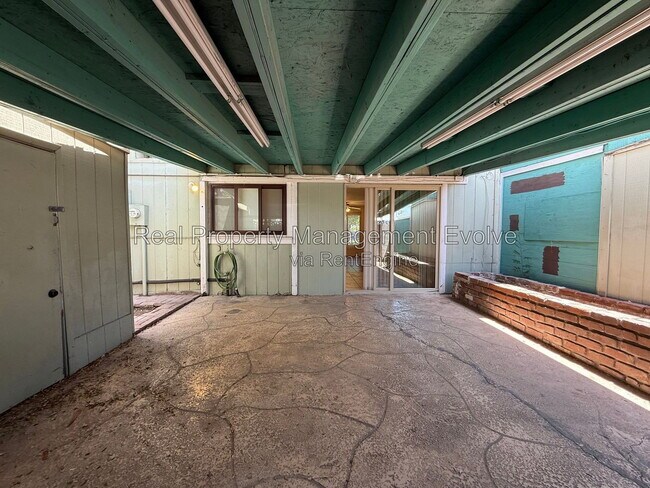 Building Photo - 4709 N 26th Ln