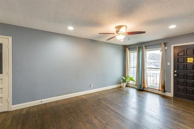 Building Photo - 9621 Rustown Dr