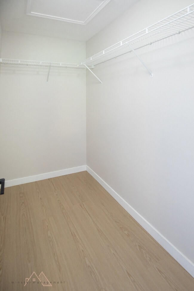 Building Photo - 95-1210-1210 Wikao St