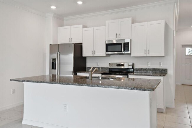 Building Photo - 9653 Ashworth Pl