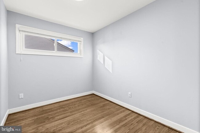 Building Photo - 3918 Usher Ave