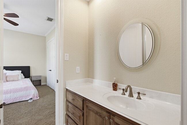 Building Photo - 914 Quintana Roo Pl