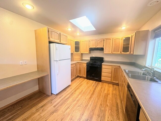 Building Photo - 1341 Evan Ln