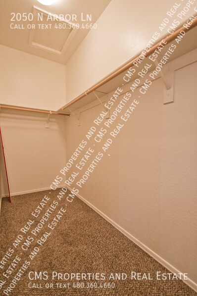 Building Photo - 2050 N Arbor Ln