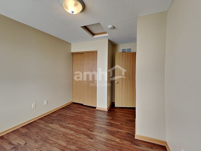 Building Photo - 7711 Powers Ridge Dr