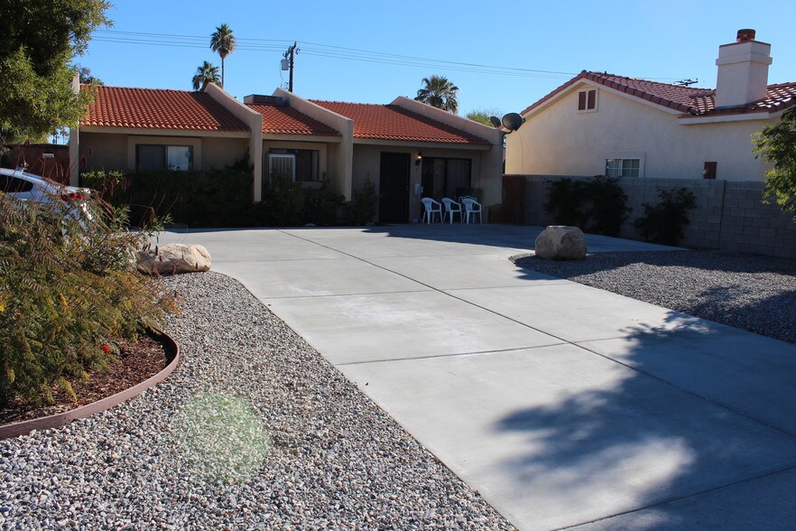 Primary Photo - 33590 Shifting Sands Trail