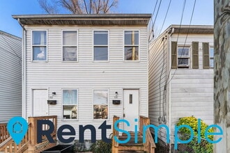 Building Photo - 430 Chase St