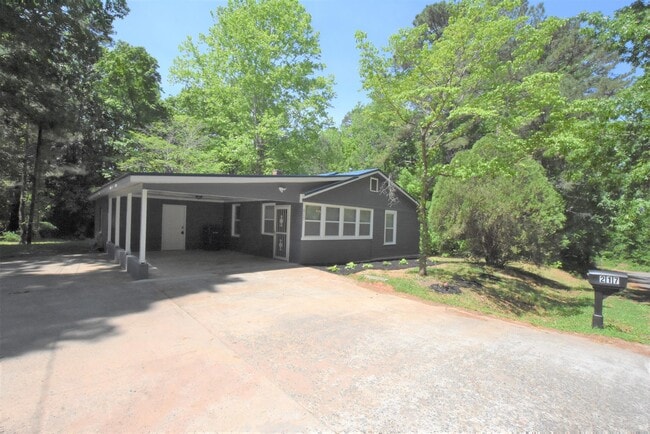 Building Photo - 217 Grove St