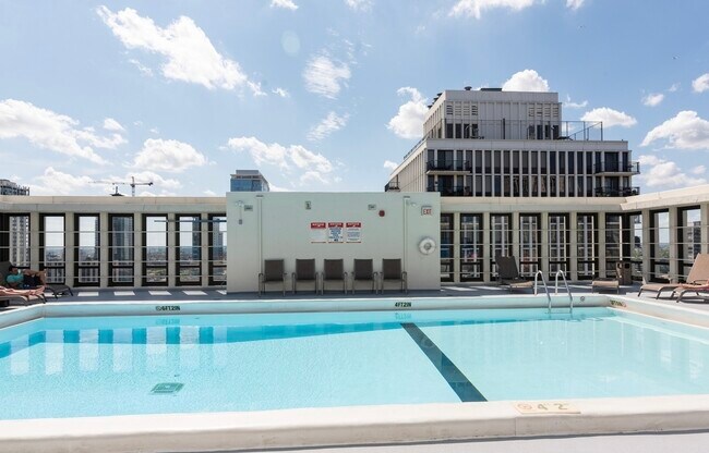 Building Photo - 1 E Scott St