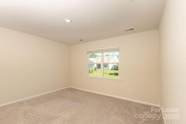 Building Photo - 12926 Canterbury Castle Dr