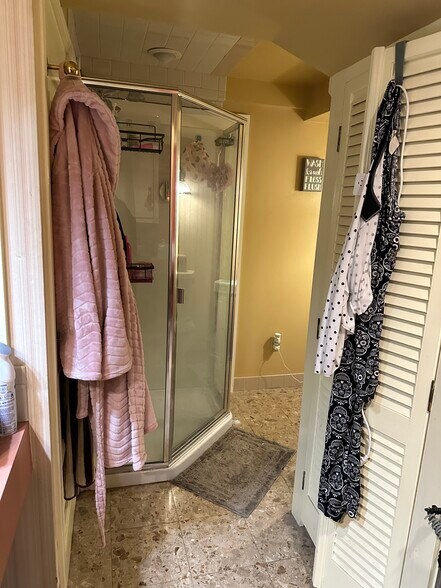 Building Photo - 51 Hancock St