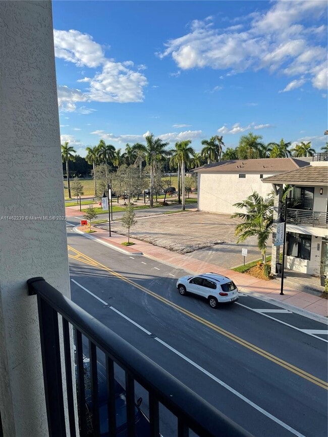 Building Photo - 4740 NW 84th Ct