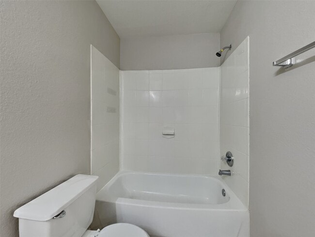 Building Photo - 22110 Orchard Dale Dr