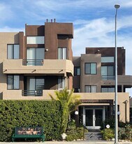 Building Photo - 7826 Topanga Canyon Blvd