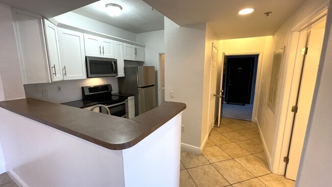 Building Photo - 5526 Pga Blvd