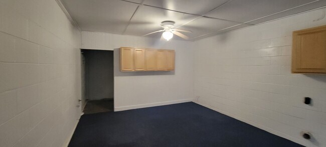 Building Photo - 3805 NW 50th St