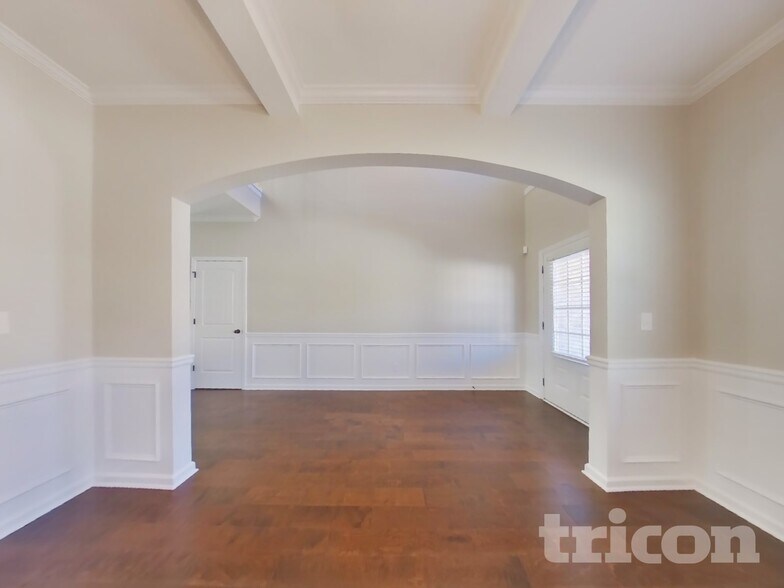 Building Photo - 250 Janney Cir