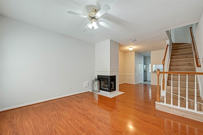 Building Photo - 2930 Grants Lake Blvd