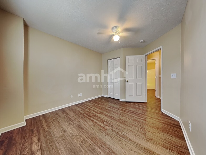 Building Photo - 1425 Windstar Ct