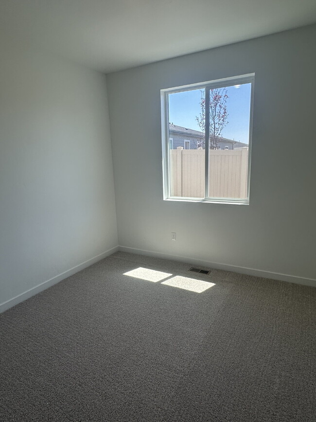 Building Photo - Brand New 4 Bed 2 Bath Home!
