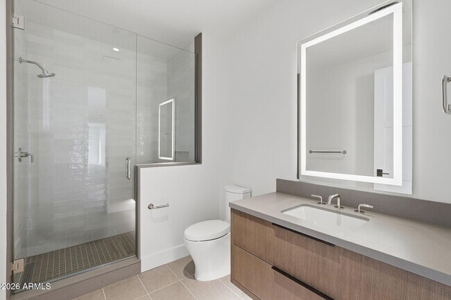 Building Photo - 4849 N Camelback Rdg Dr