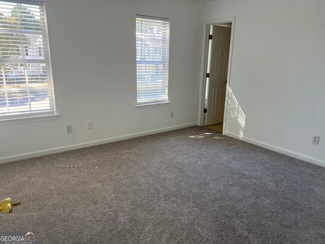 Building Photo - 73 Timber Mist Ln