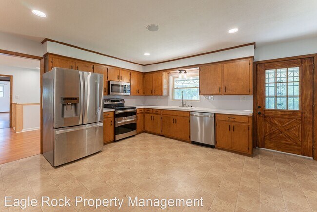 Building Photo - 4 br, 3.5 bath House - 88 Patton Rd