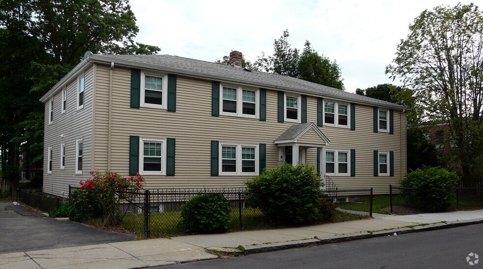 Building Photo - 24 Centre Ave