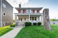 Building Photo - 1218 N College Ave