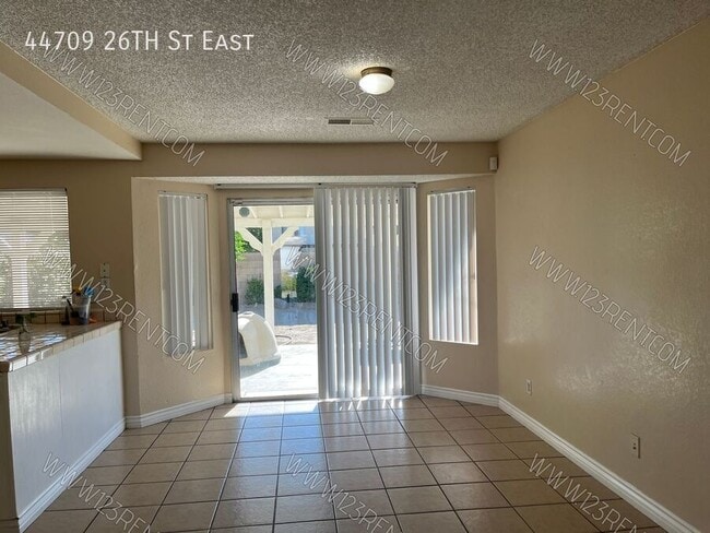 Building Photo - 44709 26th St E