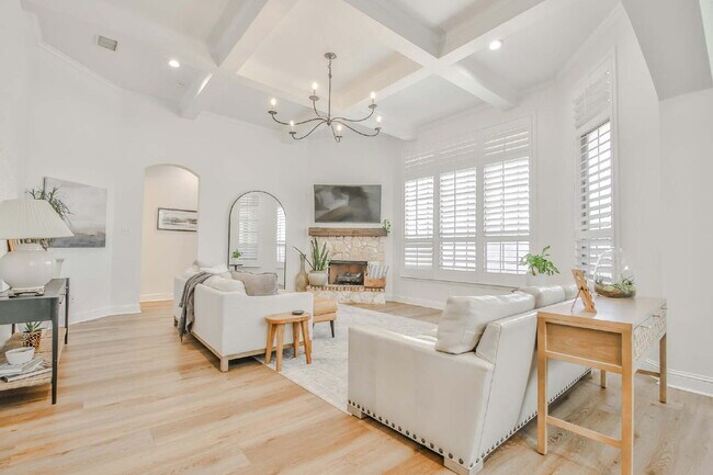 Building Photo - Preston Manor Home with Soaring Ceilings, Private Suite & Resort, Style Amenities